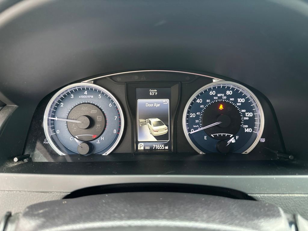 Used 2016 Toyota Camry LE FWD image 11