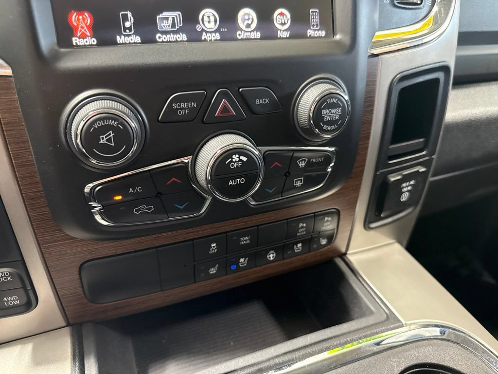 Used 2017 RAM 1500 Laramie w/ Convenience Group AWD/4WD image 22