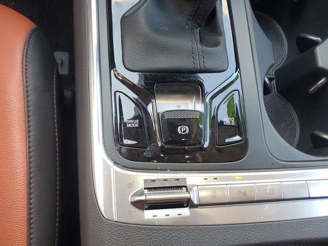 Certified 2025 Kia Carnival SX Prestige FWD image 27