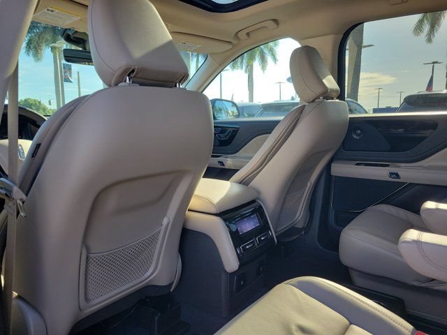 Certified 2024 Lincoln Aviator Reserve w/ Elements Package Plus RWD image 14
