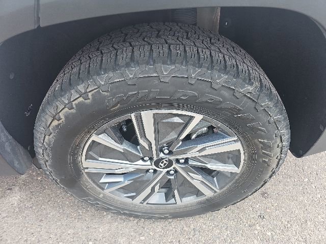 Used 2022 Hyundai Tucson Blue AWD/4WD image 19