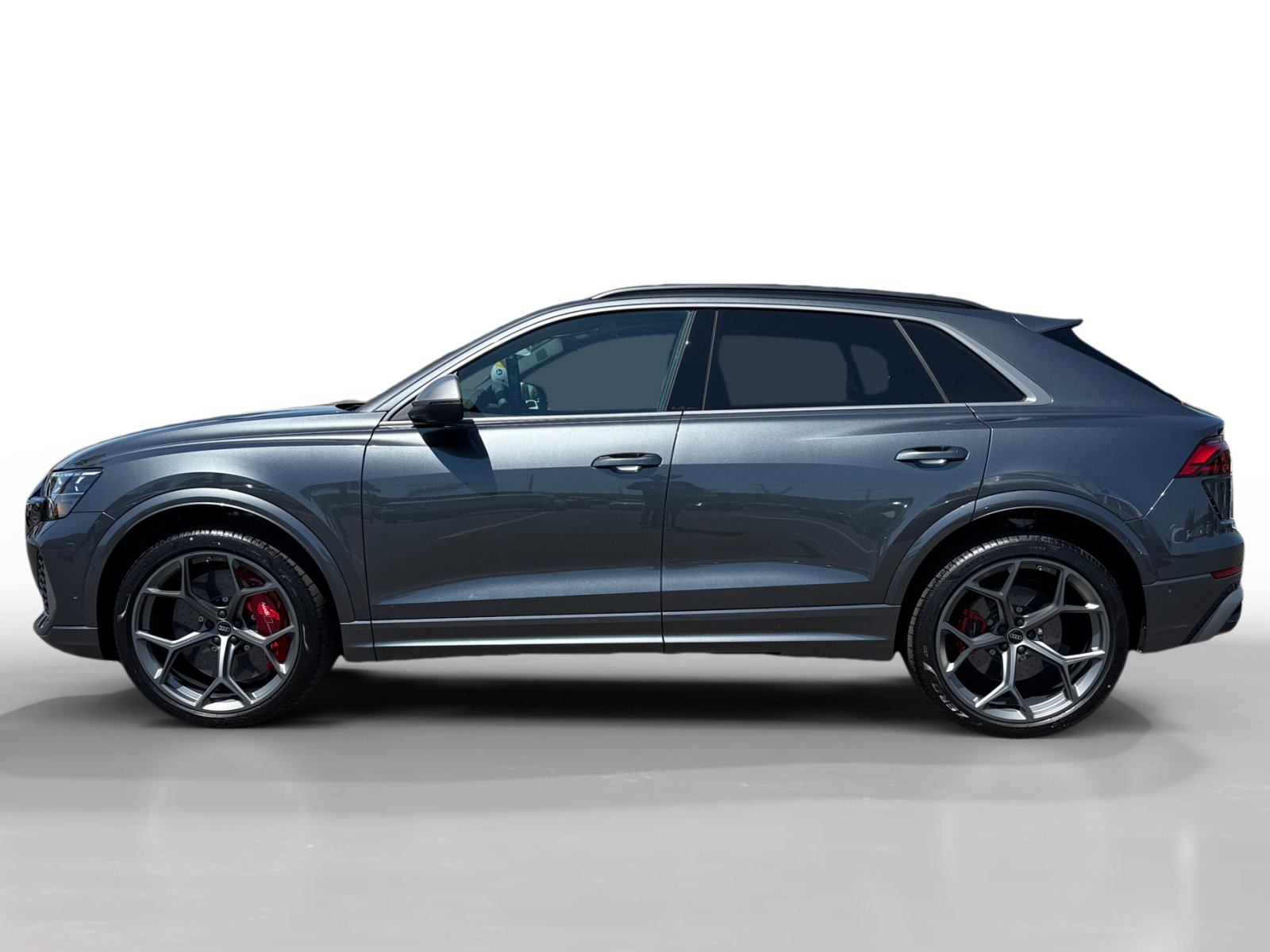 New 2025 Audi RS Q8 performance image 2