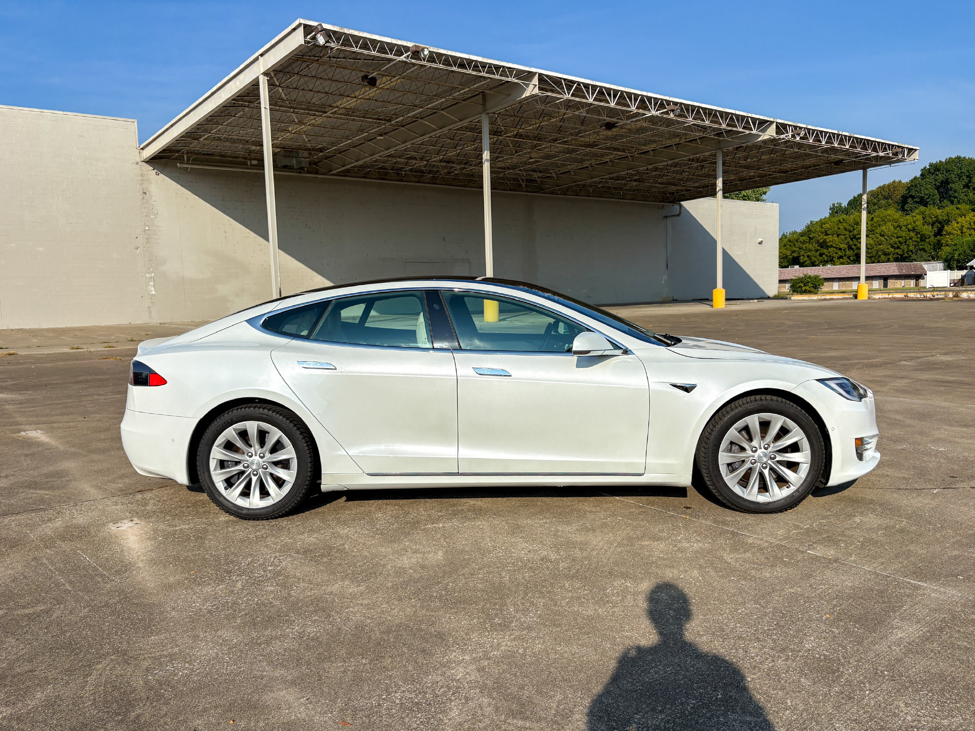 Used 2020 Tesla Model S Long Range Plus AWD/4WD image 14