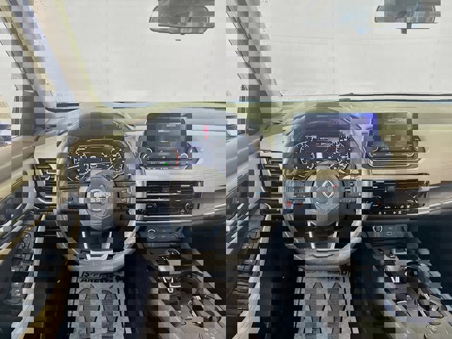 Certified 2023 Nissan Rogue SV w/ SV Premium Package image 19