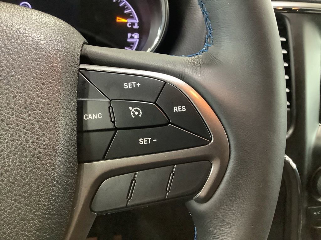 Used 2018 Jeep Grand Cherokee Laredo image 14