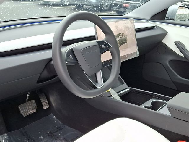 Used 2025 Tesla Model 3 Long Range image 17