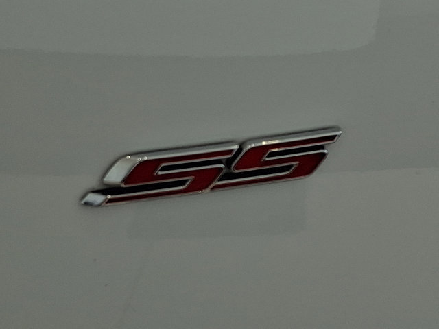 Used 2018 Chevrolet Camaro SS RWD image 33