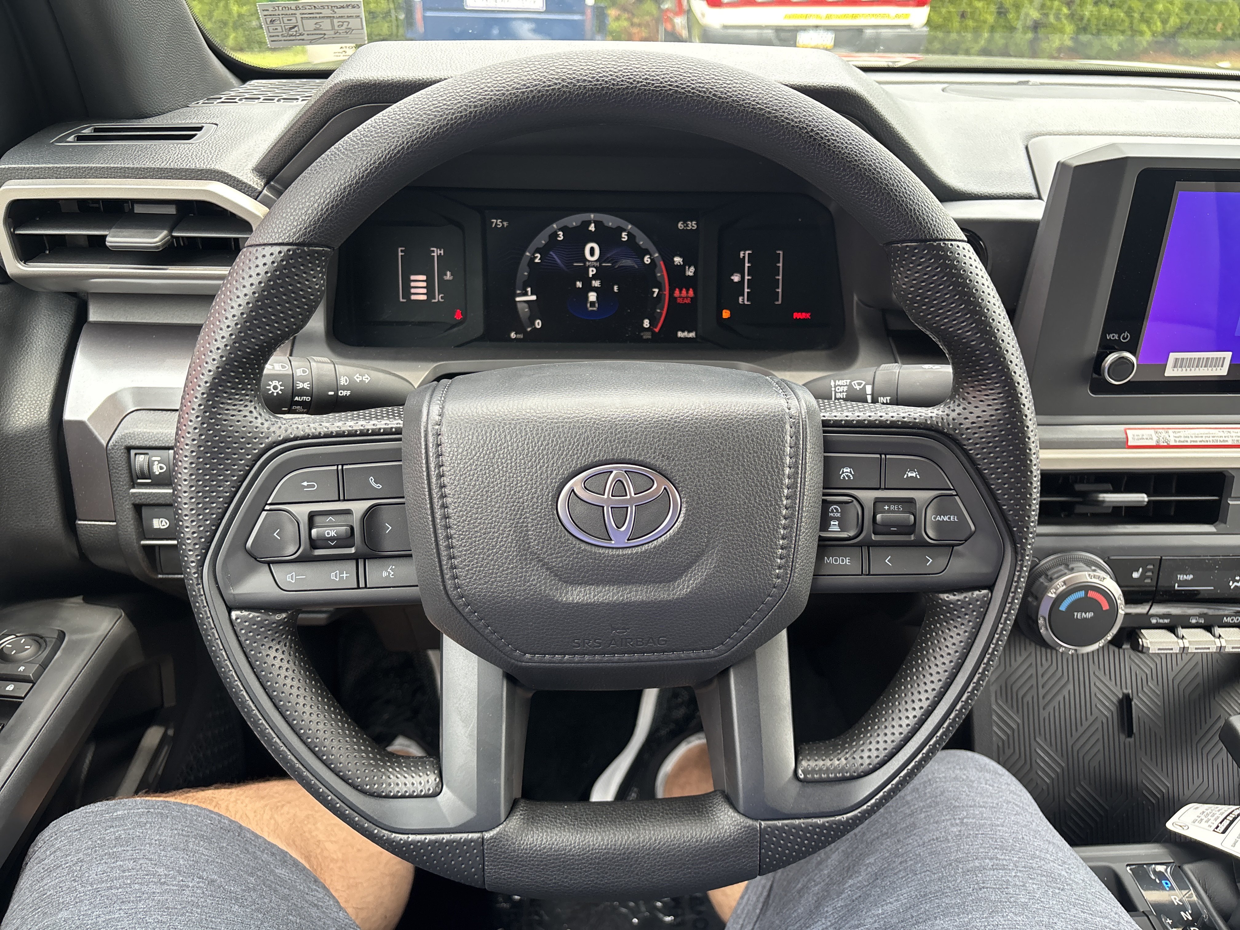 Certified 2026 Toyota Tacoma SR5 AWD/4WD image 17
