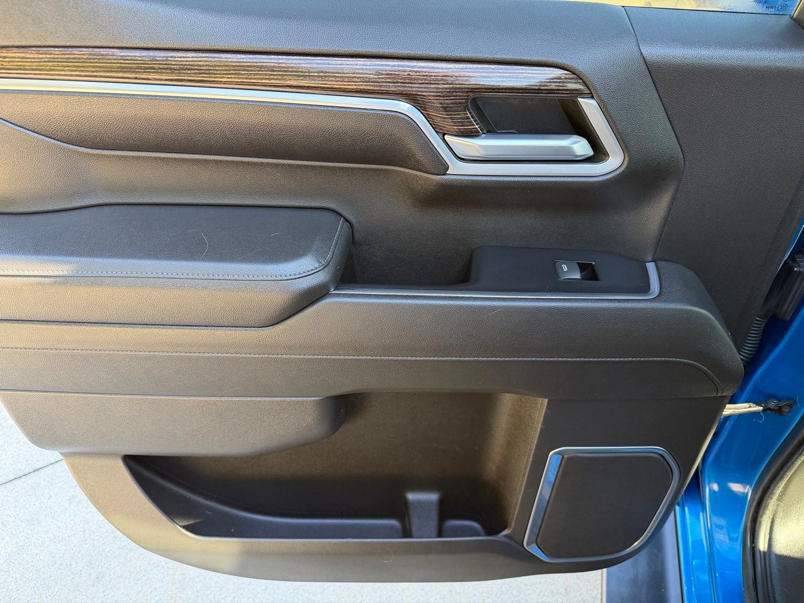 Used 2022 GMC Sierra 1500 Elevation w/ LPO, Elevation Black Package AWD/4WD image 24