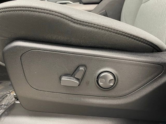 Used 2023 RAM 1500 Big Horn image 8