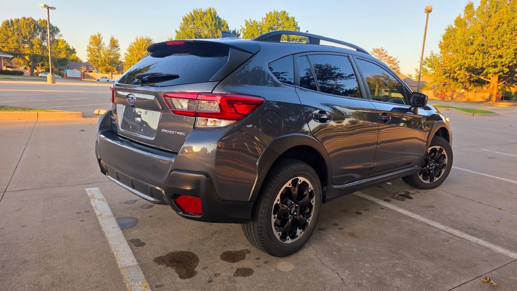 Used 2023 Subaru Crosstrek 2.0i Premium AWD/4WD image 15
