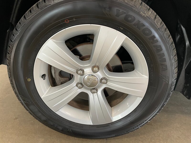 Used 2016 Jeep Patriot Latitude FWD image 23