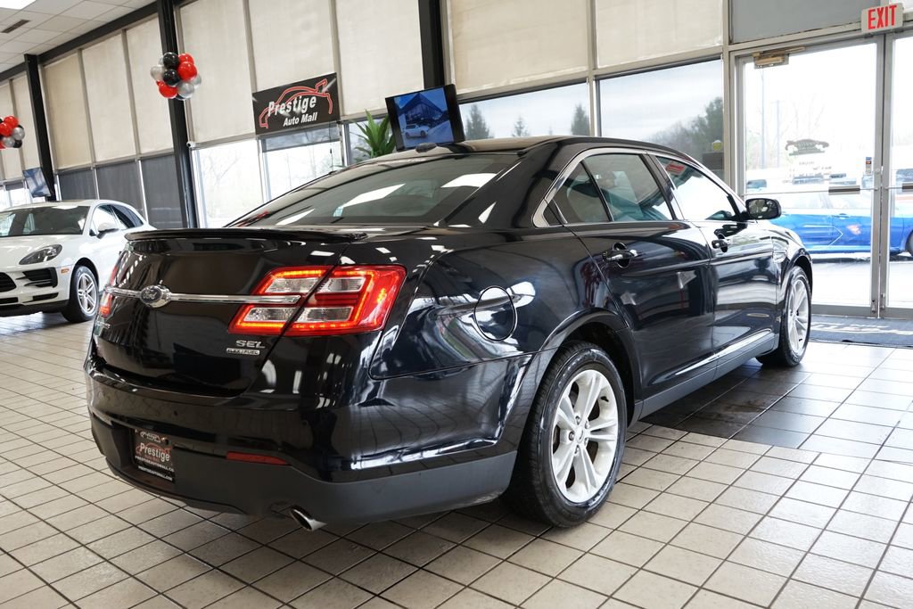 Used 2016 Ford Taurus SEL w/ Equipment Group 201A image 17