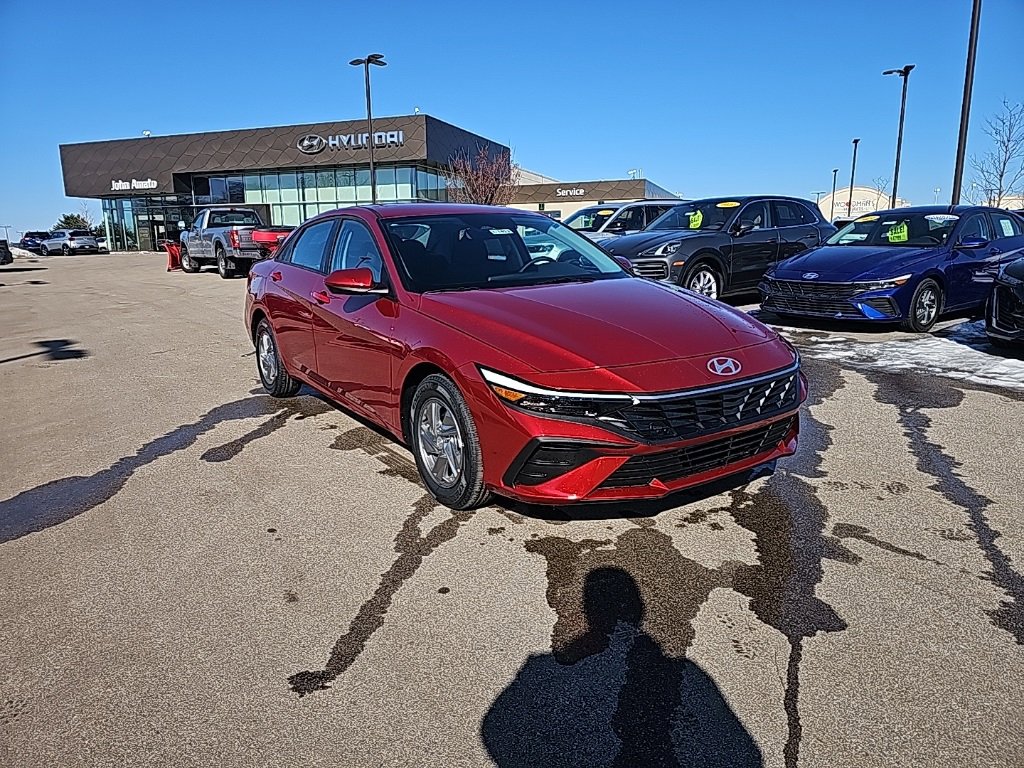 New 2026 Hyundai Elantra SE image 7