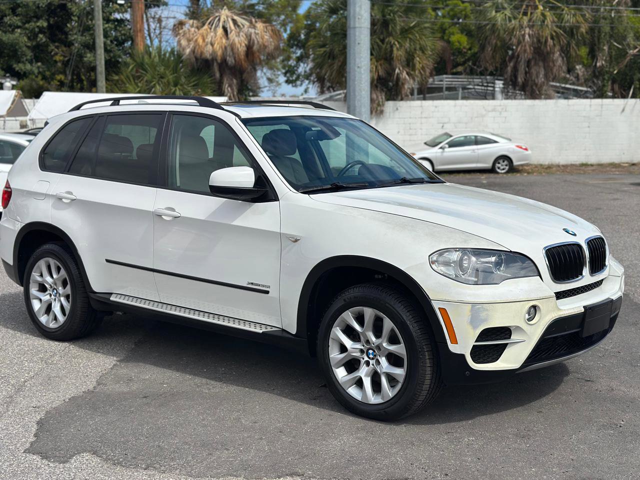 Used 2011 BMW X5 xDrive35i AWD/4WD image 3