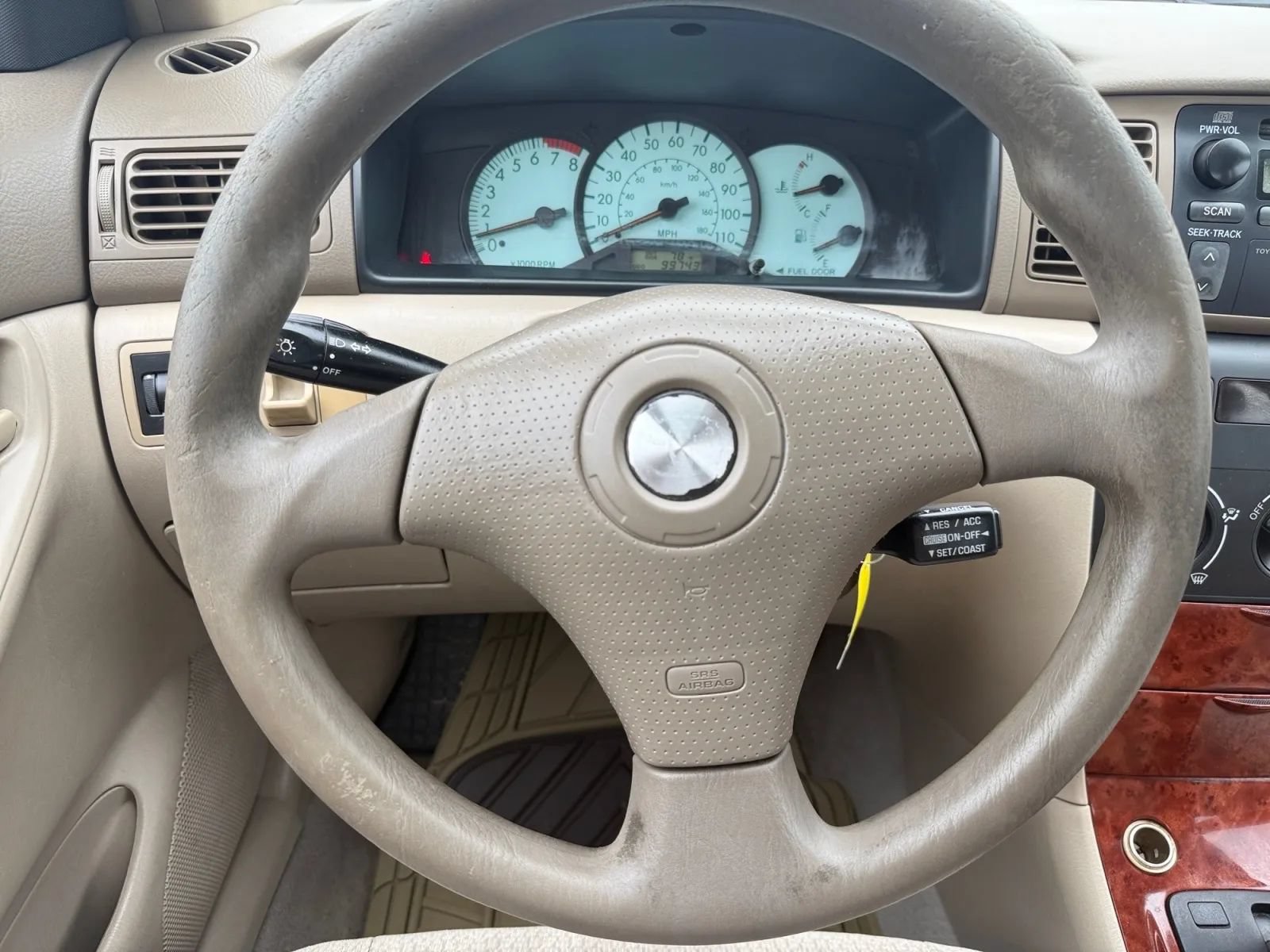 Used 2003 Toyota Corolla CE FWD image 12