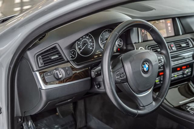 Used 2015 BMW 535i 535i - SILVER ON BLACK - NAV - image 27