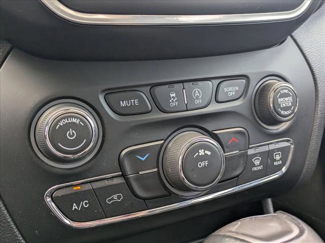 Used 2021 Jeep Cherokee Latitude Lux AWD/4WD image 22