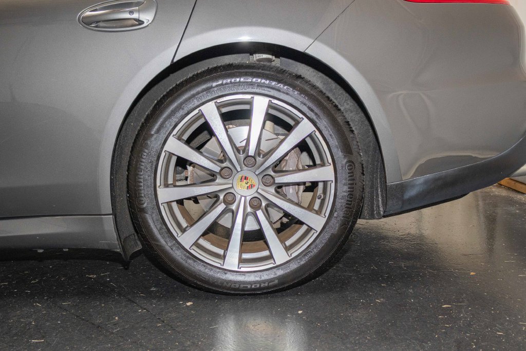 Used 2015 Porsche Panamera 4 AWD/4WD image 9