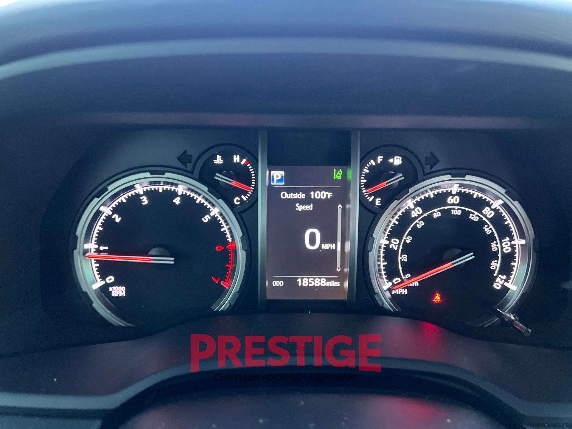 Used 2024 Toyota 4Runner TRD Off-Road Premium w/ Moonroof Package AWD/4WD image 36