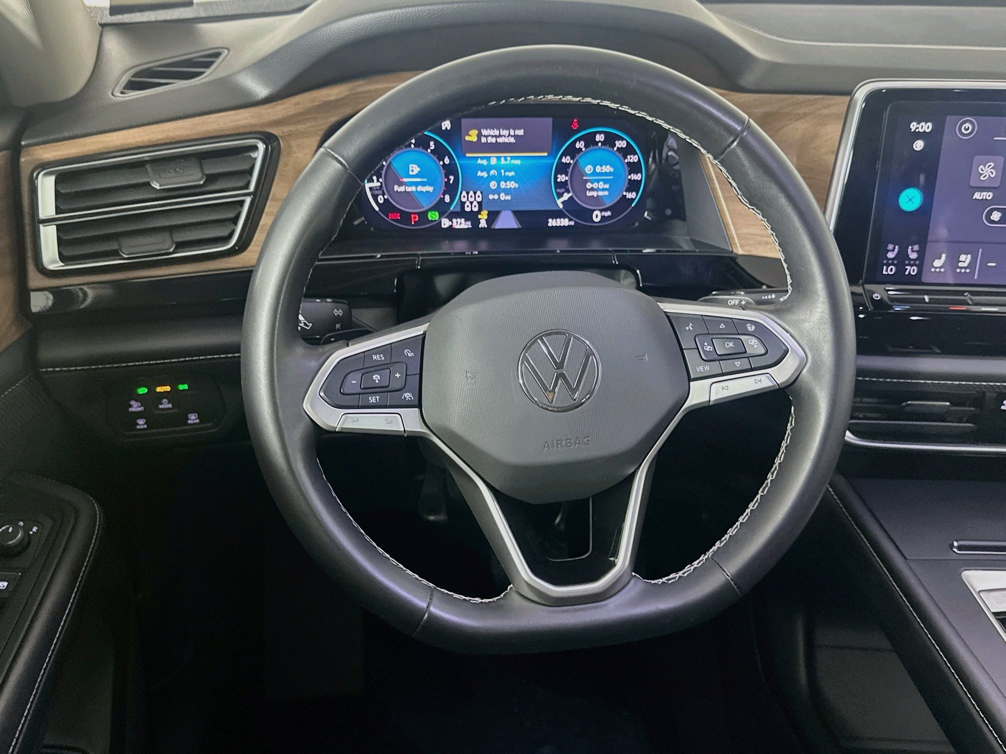 Used 2024 Volkswagen Atlas SE FWD image 18