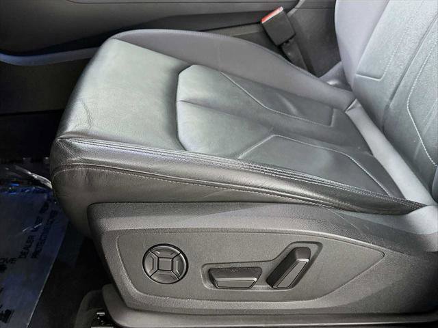 Certified 2023 Audi Q3 2.0T Premium Plus w/ Premium Plus Package image 17
