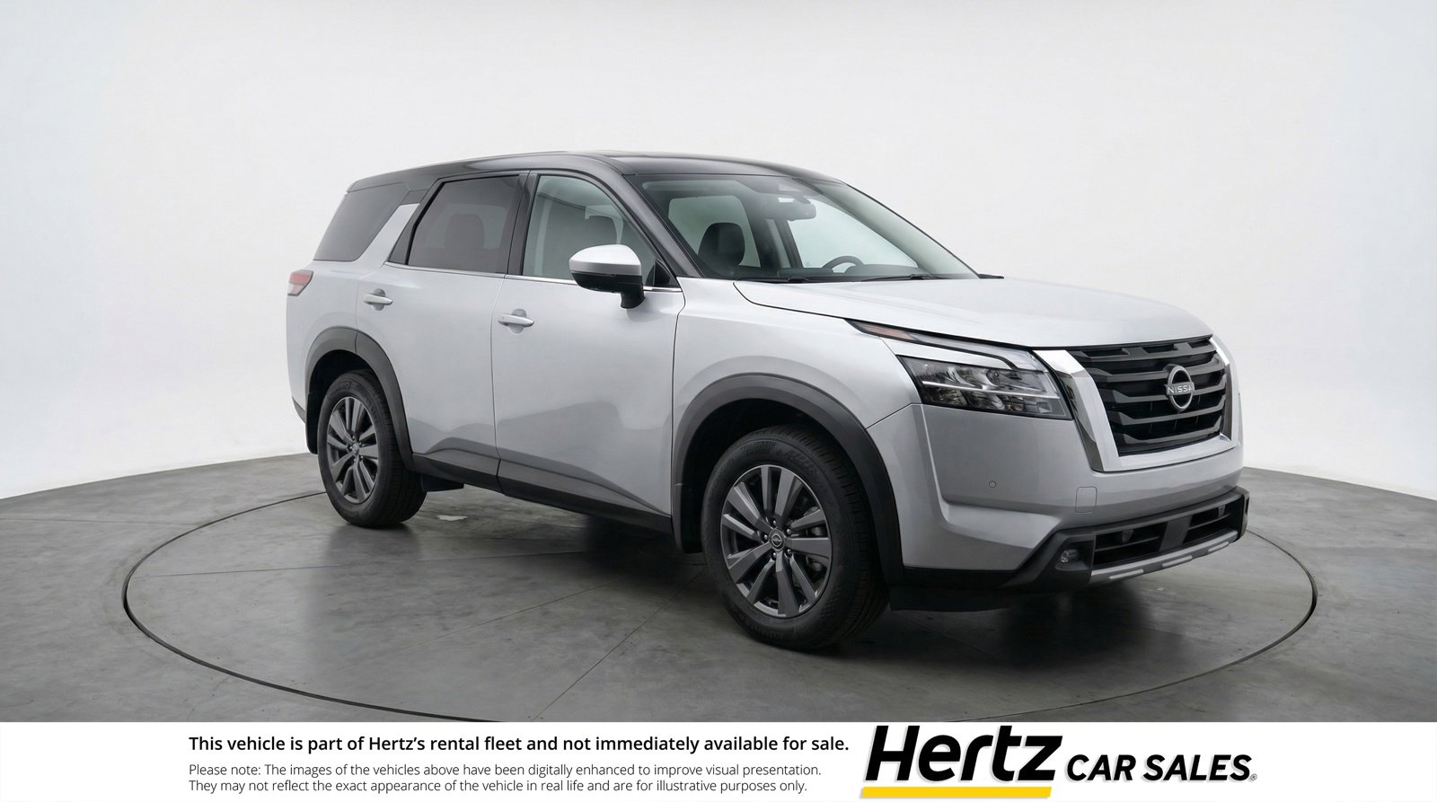 Used 2025 Nissan Pathfinder SV image 1