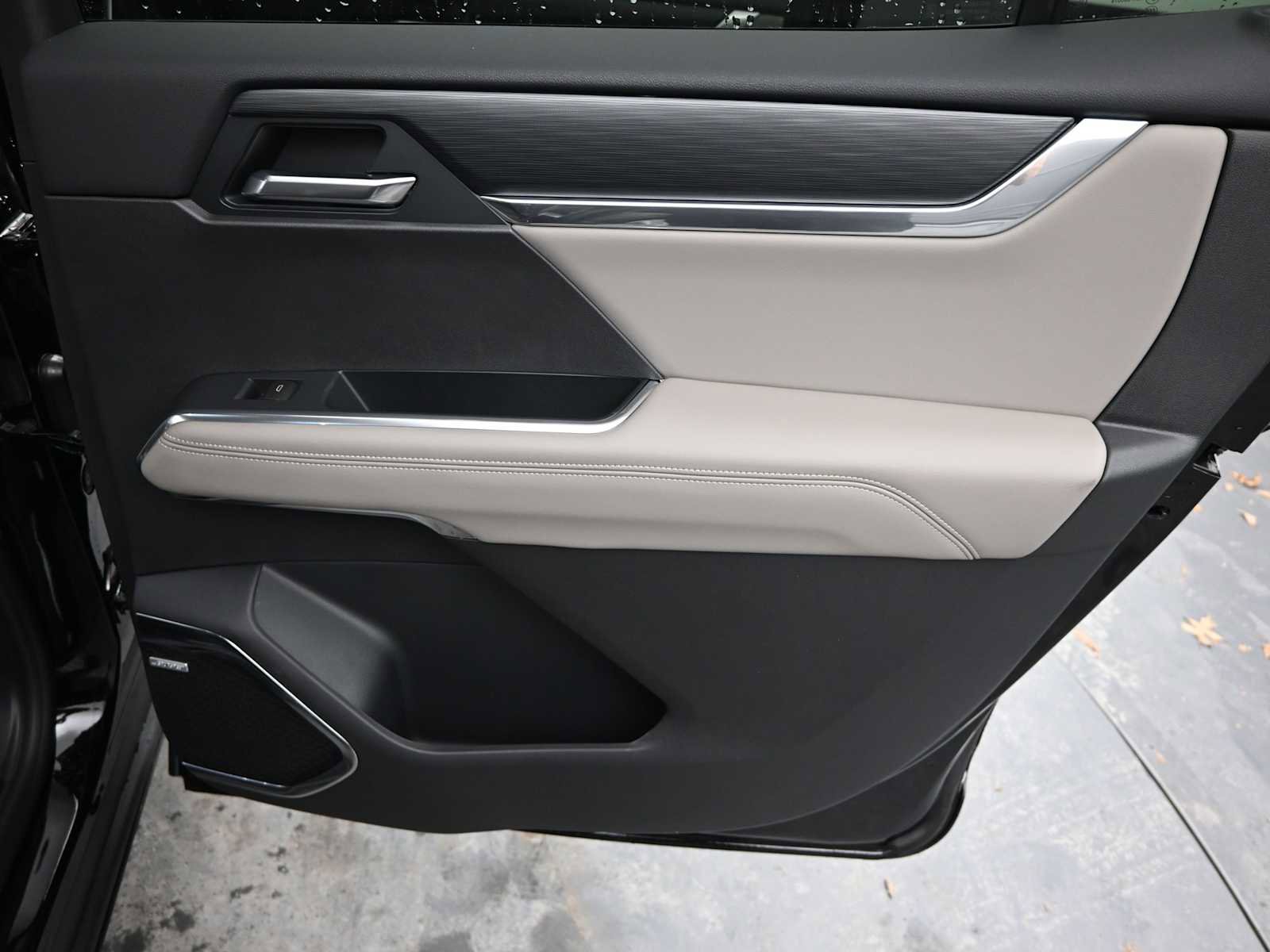 New 2026 GMC Acadia Elevation w/ Elevation Premium Package AWD/4WD image 22