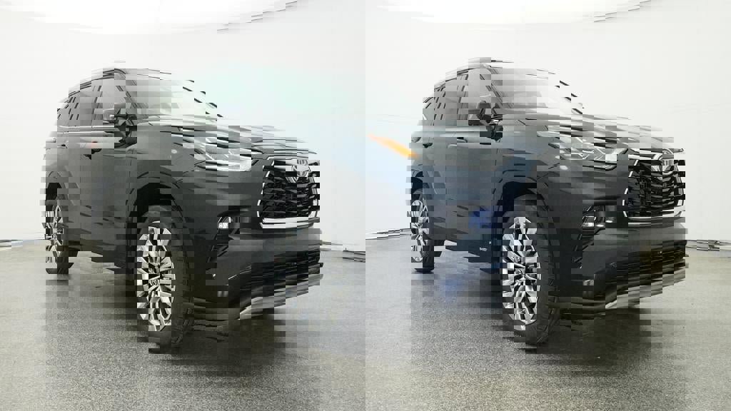 New 2026 Toyota Highlander Platinum image 29