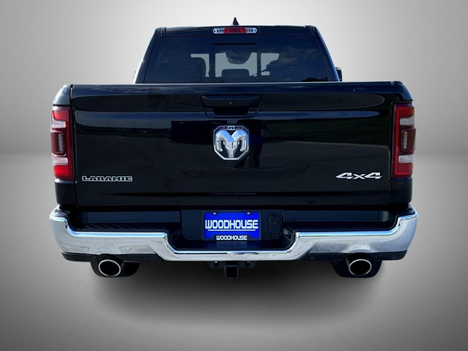 Used 2023 RAM 1500 Laramie AWD/4WD image 6