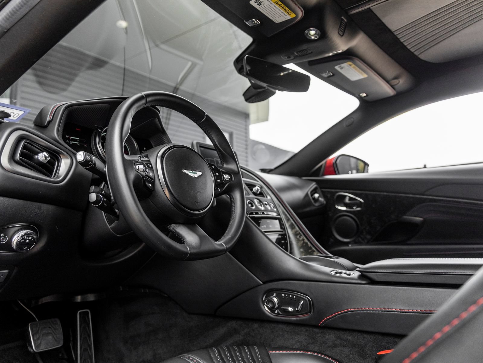 Used 2017 Aston Martin DB11 V12 RWD image 26