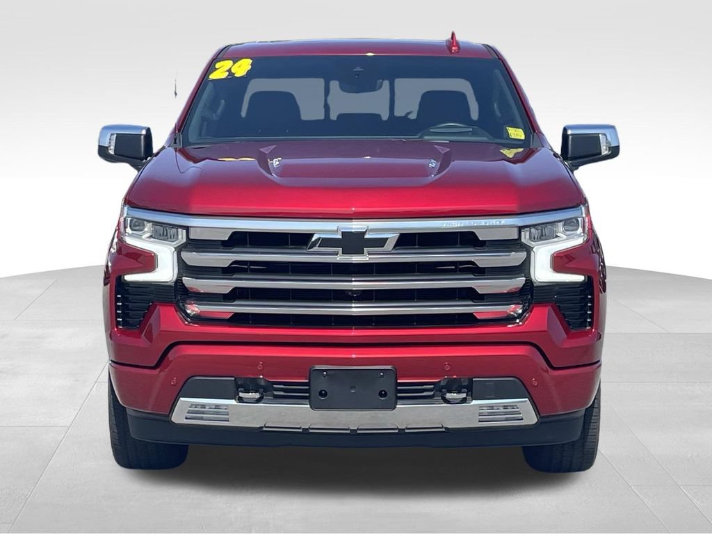 Used 2024 Chevrolet Silverado 1500 High Country w/ High Country Premium Package AWD/4WD image 9
