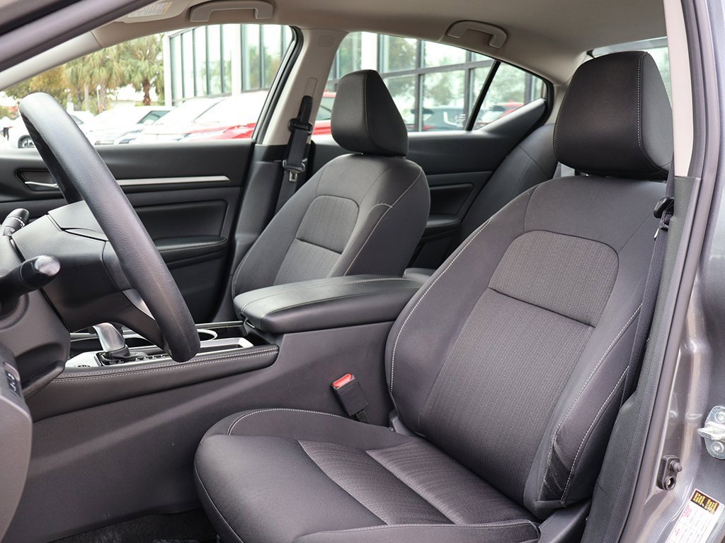 Used 2023 Nissan Altima 2.5 SV image 25