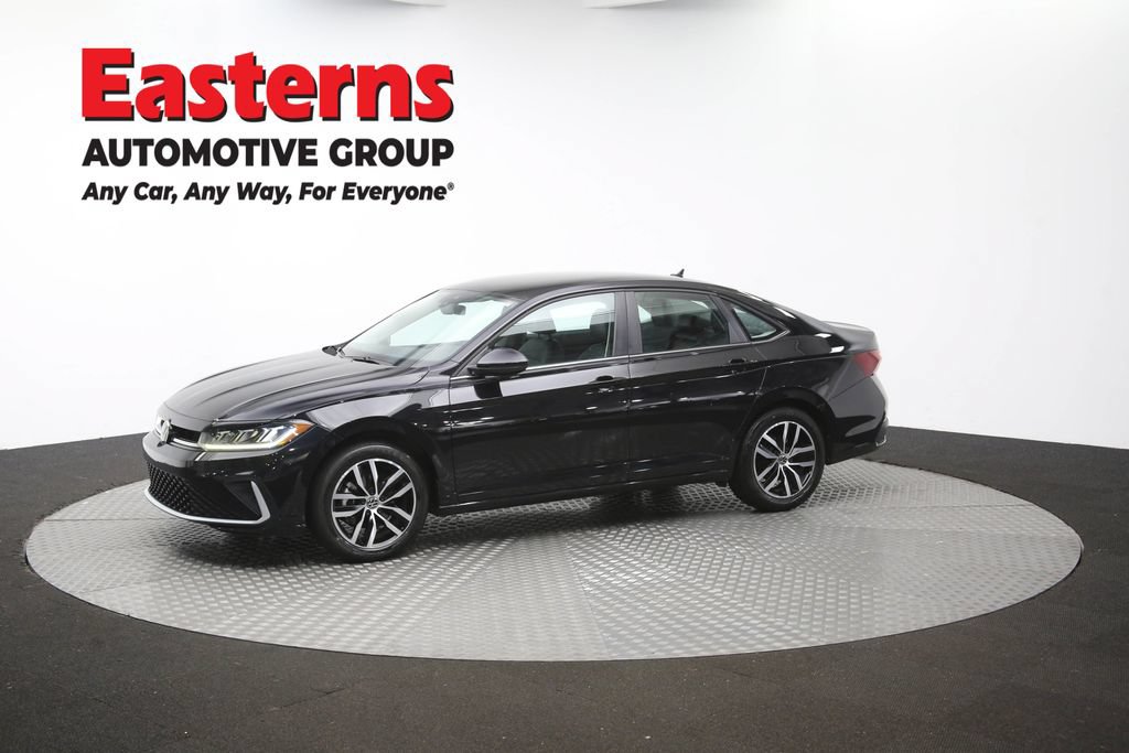 Used 2025 Volkswagen Jetta SE FWD image 56