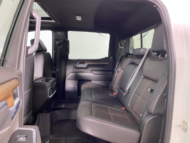 Certified 2022 Chevrolet Silverado 1500 High Country w/ High Country Premium Package AWD/4WD image 27