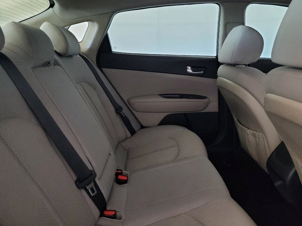 Used 2017 Kia Optima LX FWD image 19