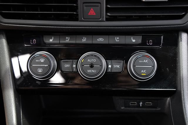 Used 2021 Volkswagen Jetta GLI FWD image 35