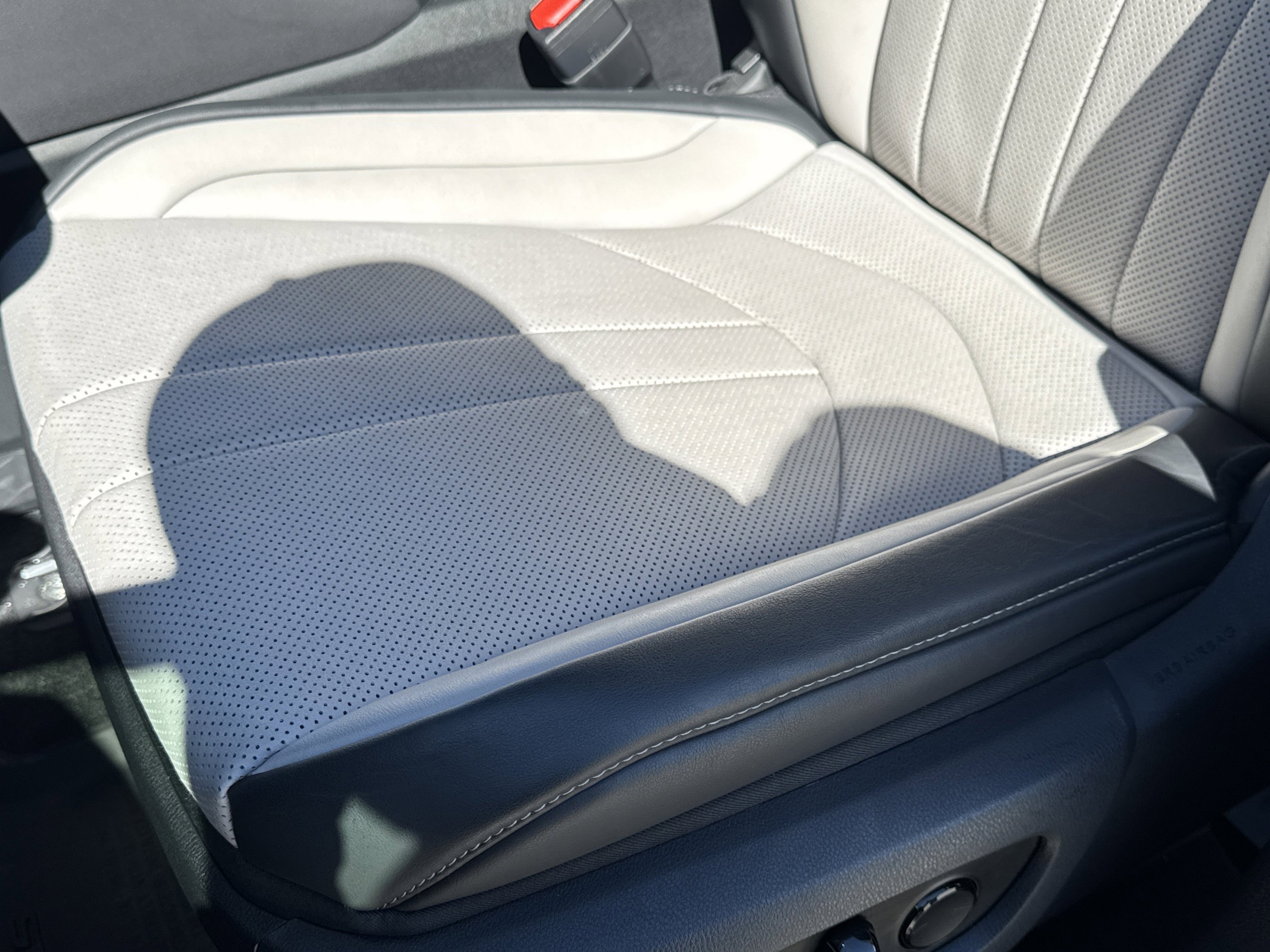 Used 2024 Lexus TX 500h AWD w/ Technology Package image 16