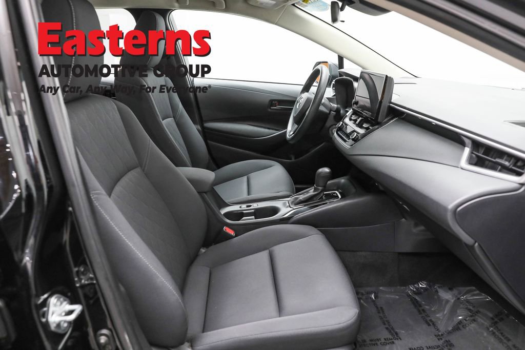 Used 2023 Toyota Corolla LE image 23