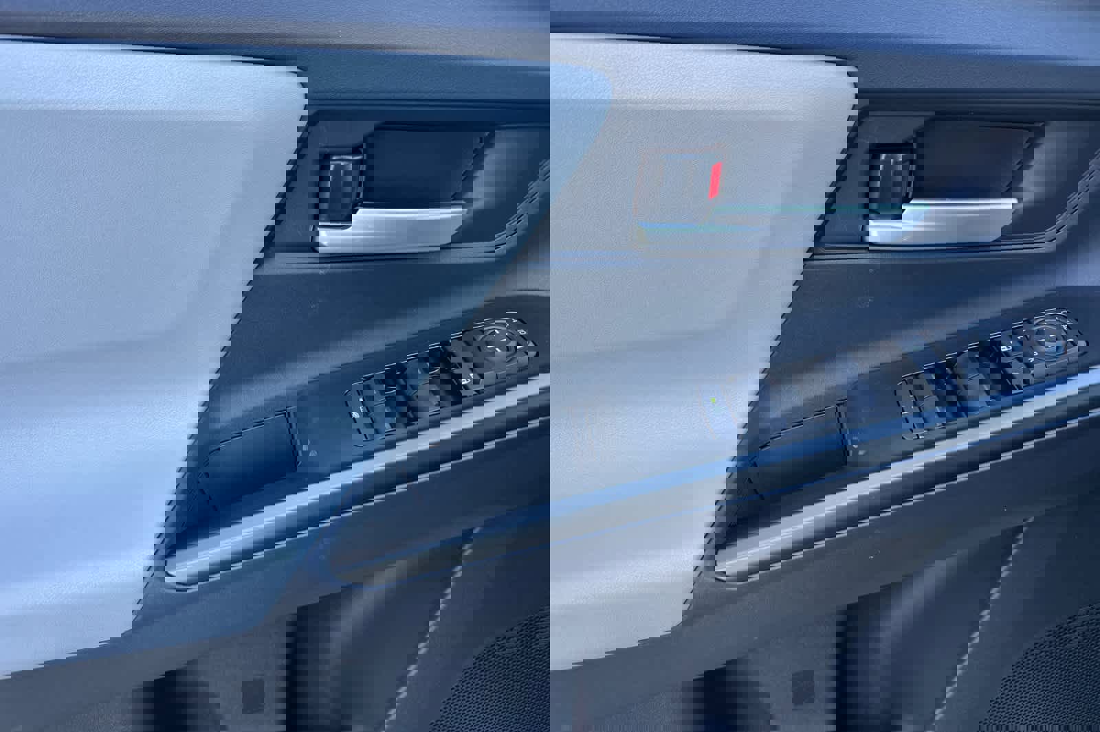 New 2026 Subaru Solterra Premium image 10