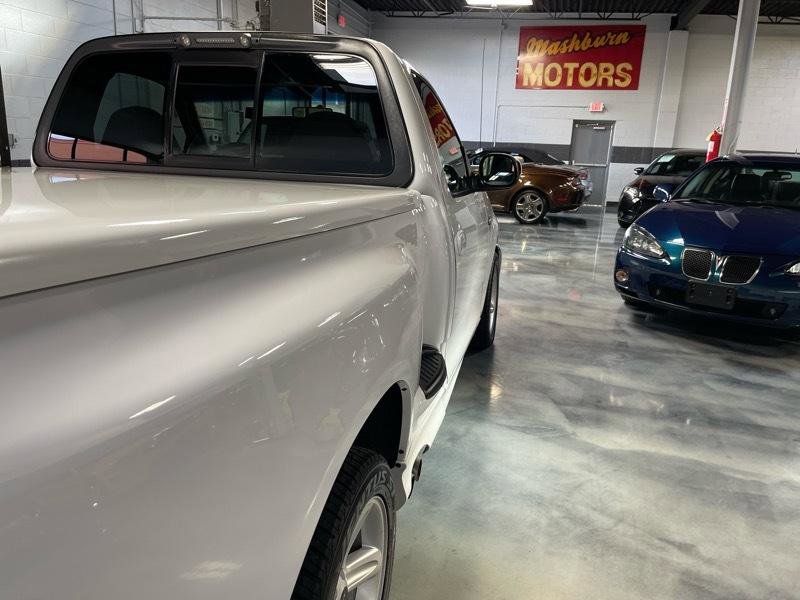 Used 2003 Ford F150 Lightning image 11
