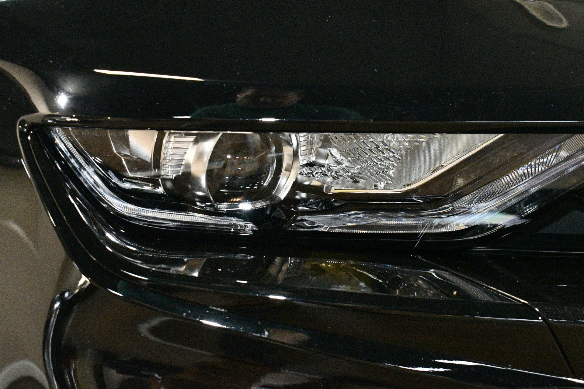 Used 2019 Chevrolet Camaro SS image 58