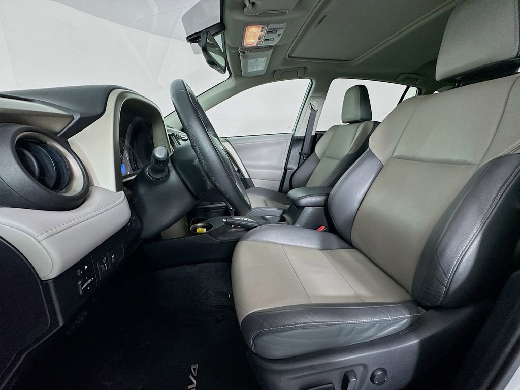 Used 2013 Toyota RAV4 Limited image 26