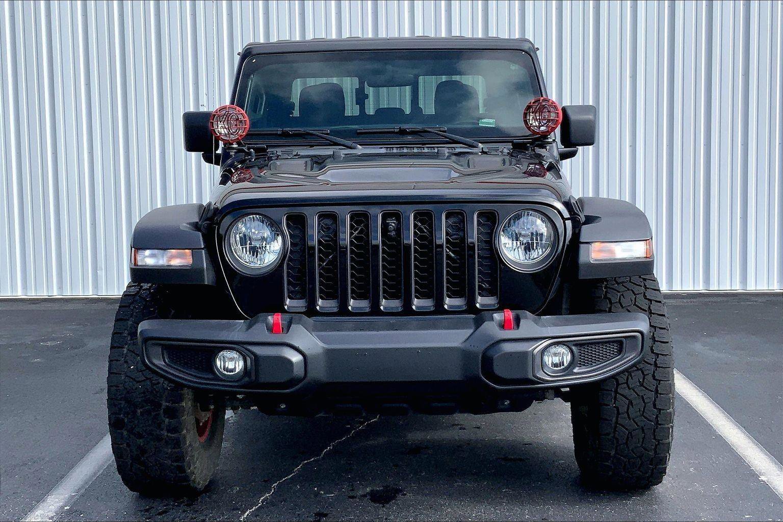 Used 2022 Jeep Gladiator Rubicon w/ Trailer Tow Package AWD/4WD image 3