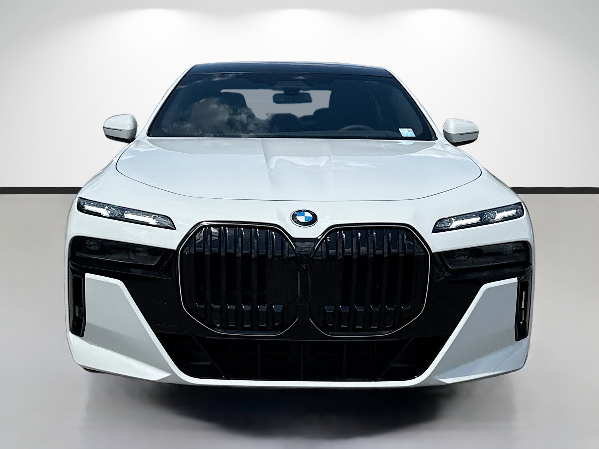 New 2026 BMW 760i xDrive w/ Executive Package AWD/4WD image 8