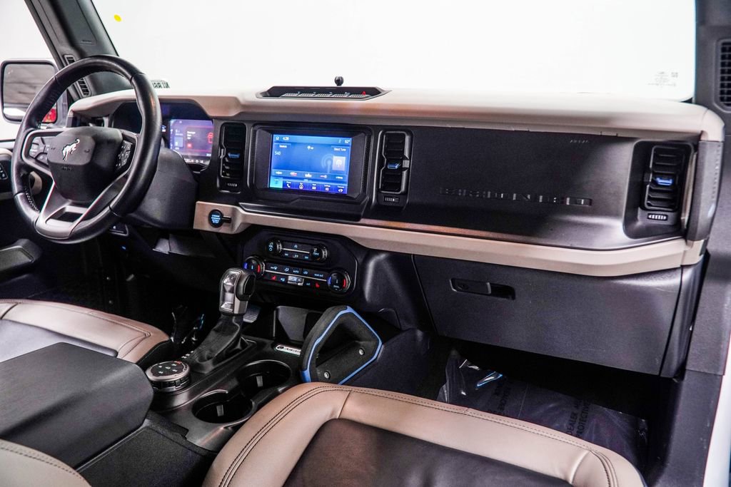 Used 2022 Ford Bronco Wildtrak AWD/4WD image 16