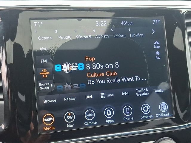 Used 2020 Jeep Grand Cherokee Limited w/ Premium Lighting Group image 18