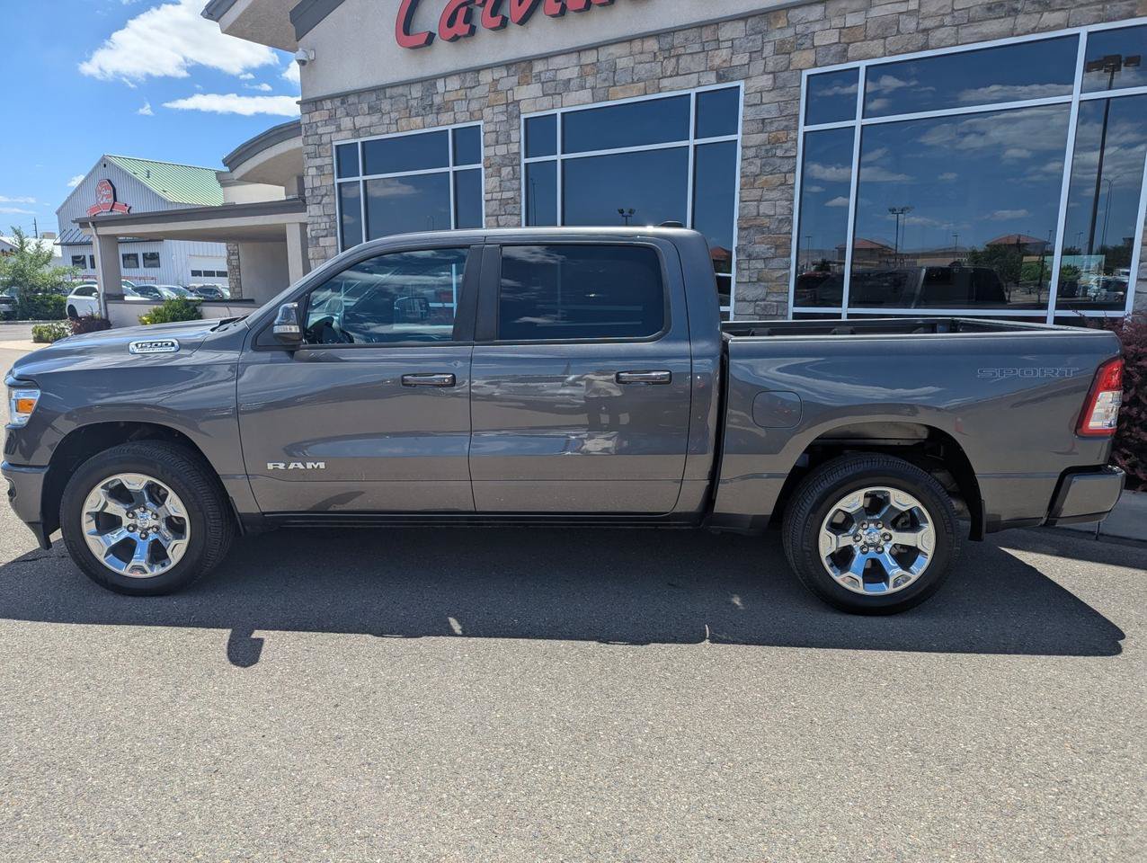 Used 2022 RAM 1500 Big Horn AWD/4WD image 2