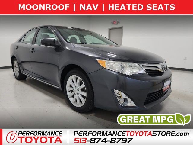 Used 2013 Toyota Camry XLE image 1