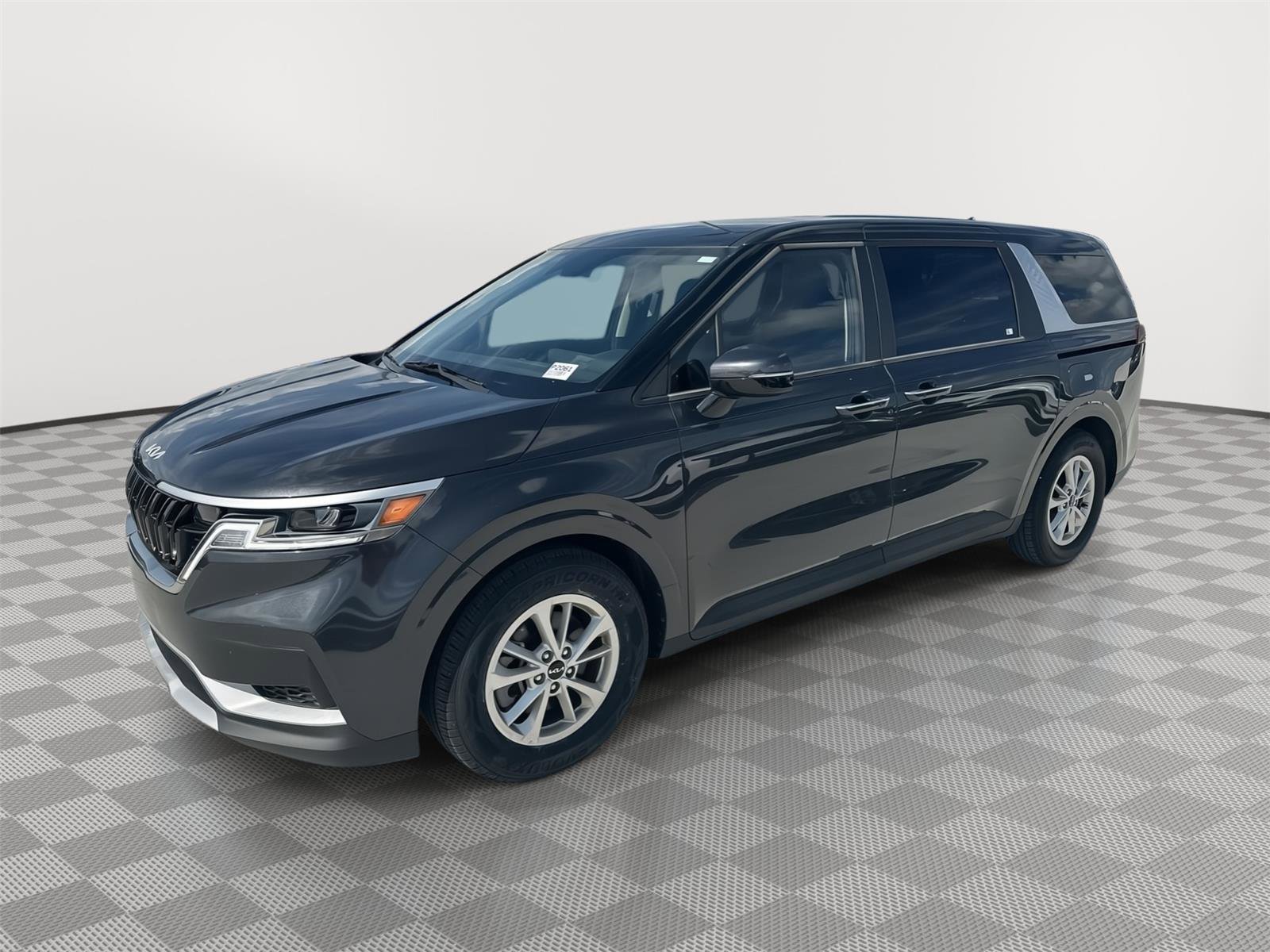 Used 2024 Kia Carnival LX